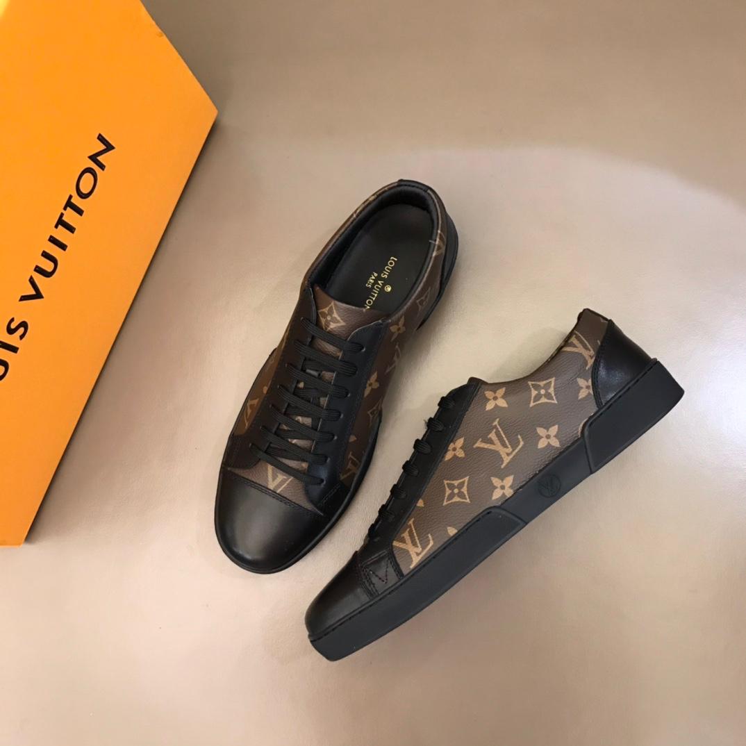 Sneakers LV
