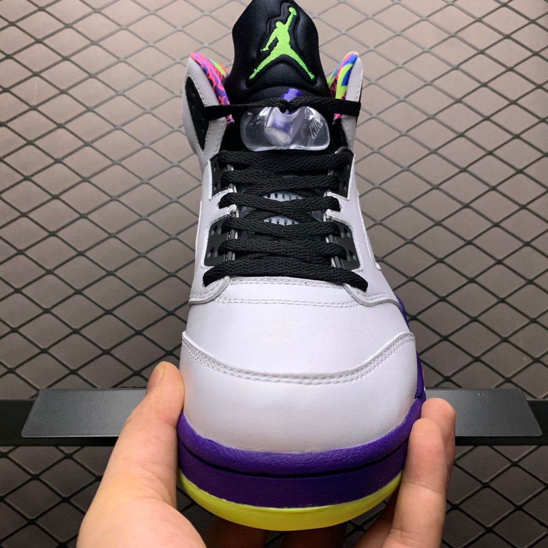 JORDAN 5
