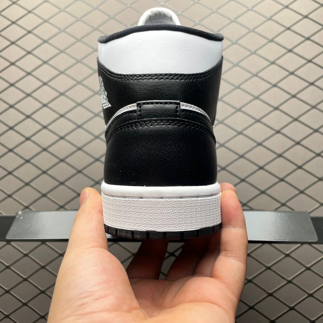 JORDAN 1 MID