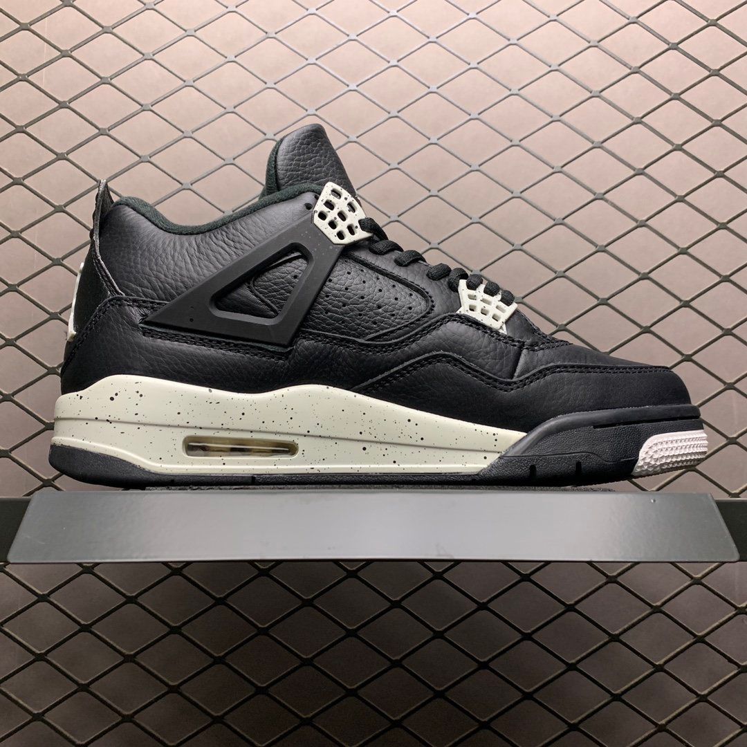 JORDAN 4
