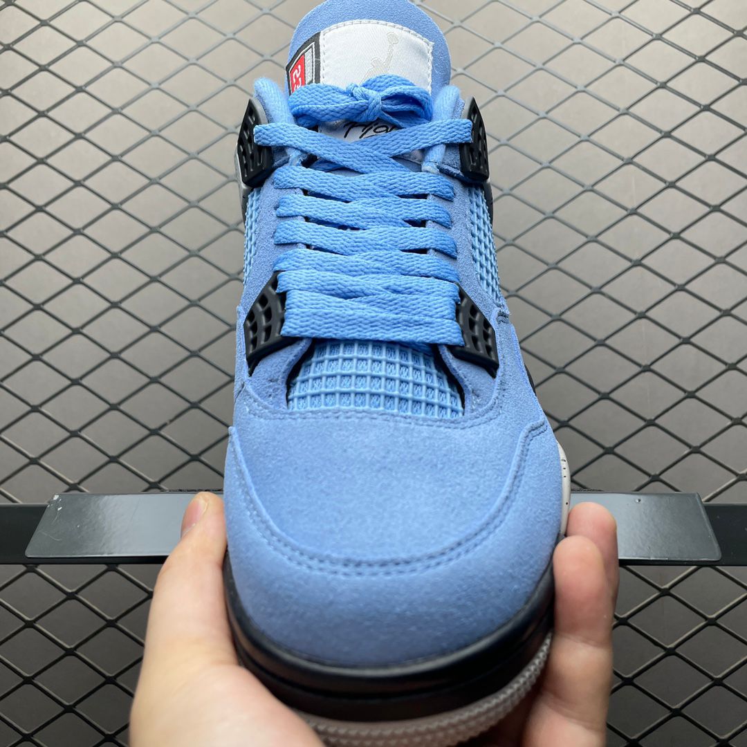 JORDAN 4