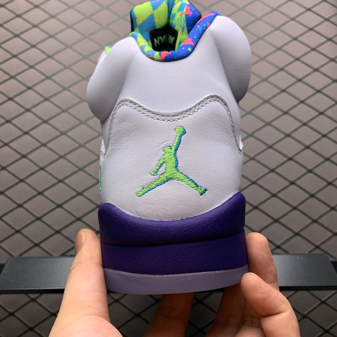JORDAN 5