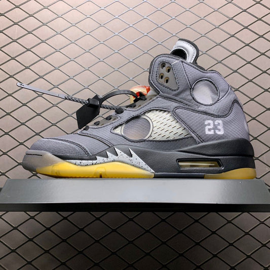JORDAN 5