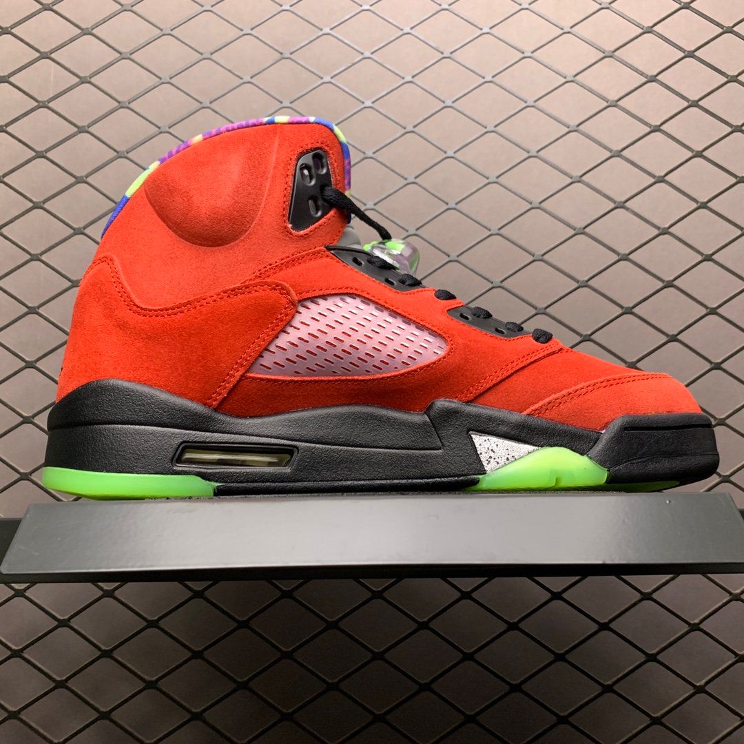 JORDAN 5