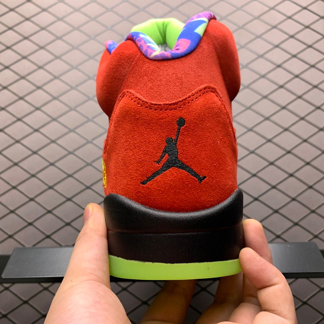 JORDAN 5