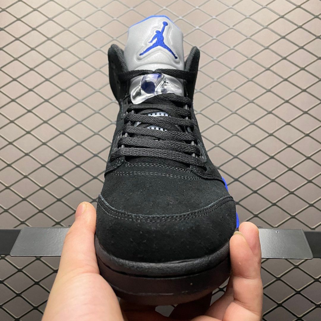 JORDAN 5