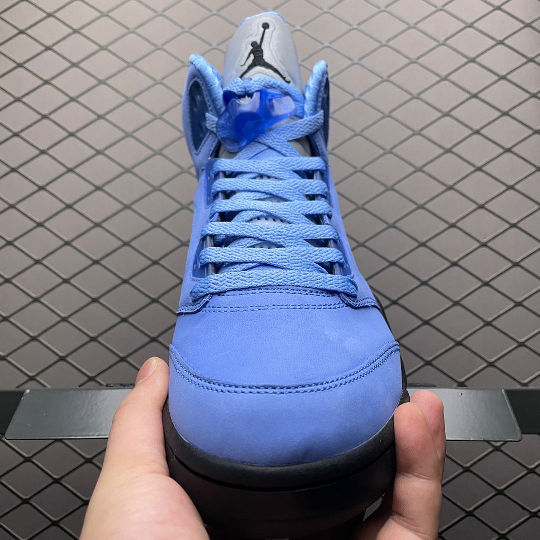JORDAN 5