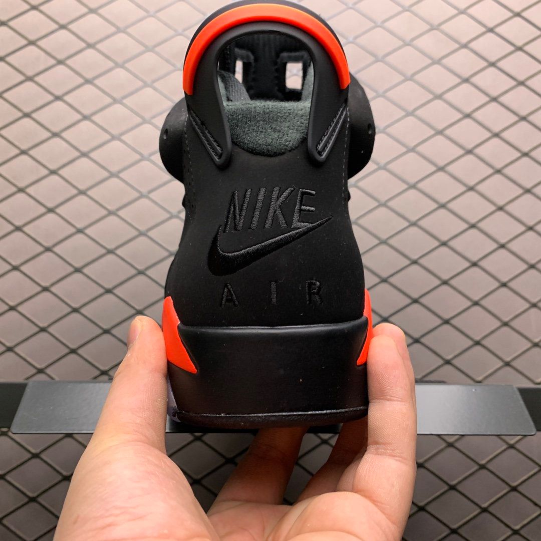JORDAN 6