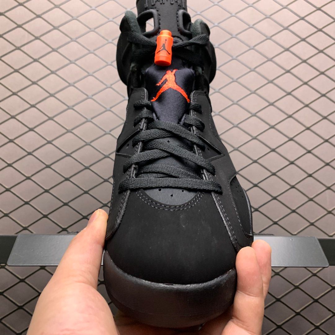 JORDAN 6